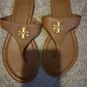Tory Burch Tan Leather Sandals with Gold Emblem